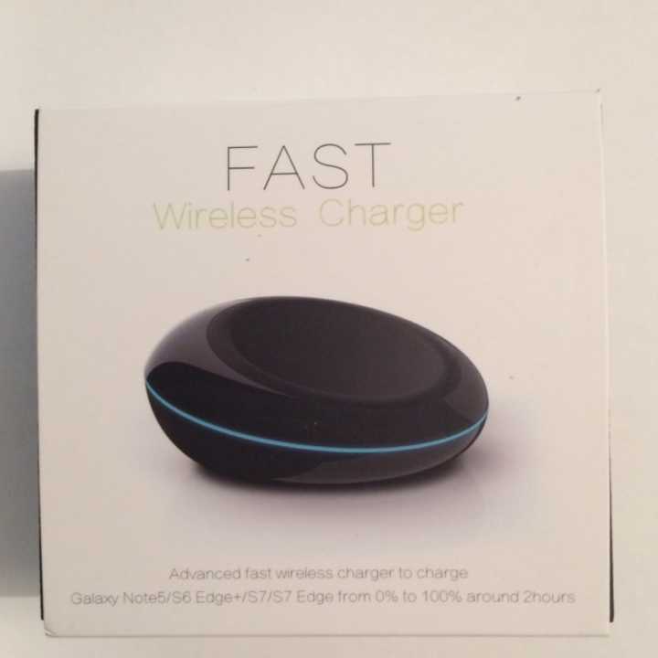 WPC Qi Fast Charge Half Stand