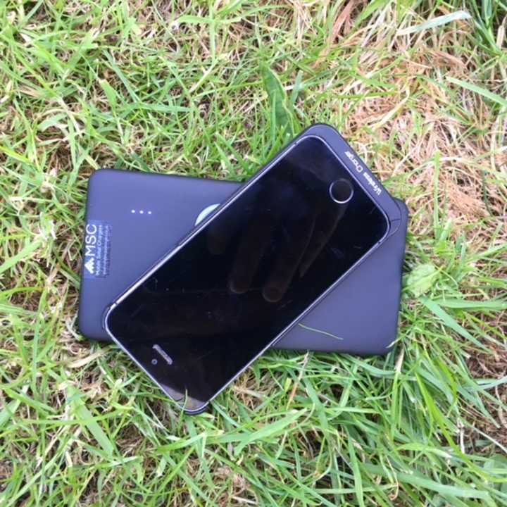 Qi Wireless Charging & Power Bank & iPhone 5